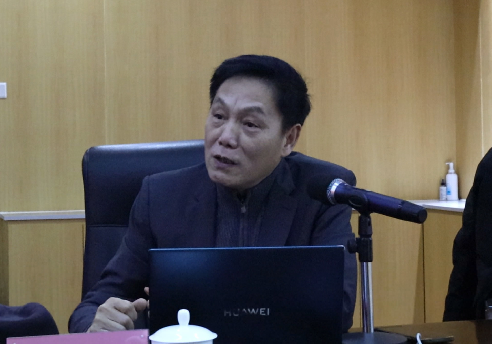 創(chuàng)新與出海 北京升華電梯羅海閩董事長應(yīng)邀出席“智慧創(chuàng)新、砥礪前行”電梯智能制造、更新改造新年座談會(圖2) 創(chuàng)新與出海 北京升華電梯羅海閩董事長應(yīng)邀出席“智慧創(chuàng)新、砥礪前行”電梯智能制造、更新改造新年座談會(圖2)