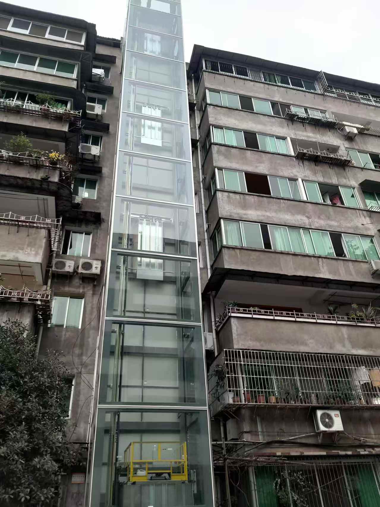 冬日里的溫暖——升華更新改造、加裝電梯經(jīng)典案例(圖6) 冬日里的溫暖——升華更新改造、加裝電梯經(jīng)典案例(圖7)